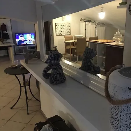 Casa Leonardo Liam
